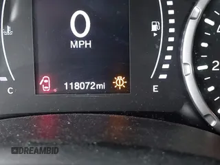 2017 Jeep Renegade Latitude with VIN ZACCJBBB4HPG10655, listed as a IAAI auction lot 41660630 with 118,072 mi miles. Bid and sale history available at carsss.com. Image 15.