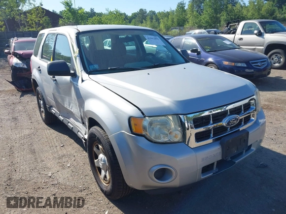 2008 Ford Escape XLS с VIN 1FMCU02Z88KC70862, выставлен на аукционе IAAI как лот 42552892 с пробегом 90 241 миль миль и . История ставок и продаж доступна на DreamBid. Изображение 1.