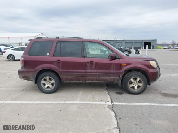 2007 Honda Pilot EX with VIN 5FNYF28407B017459, listed as a IAAI auction lot 41687985 with 177,200 mi miles. Bid and sale history available at carsss.com. Image 13.