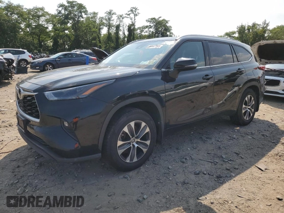 2022 Toyota Highlander XLE with VIN 5TDGZRBH6NS567328, listed as a Copart auction lot 66147185 with 205,654 mi miles and Clean title. Bid and sale history available at DreamBid. Image 1.