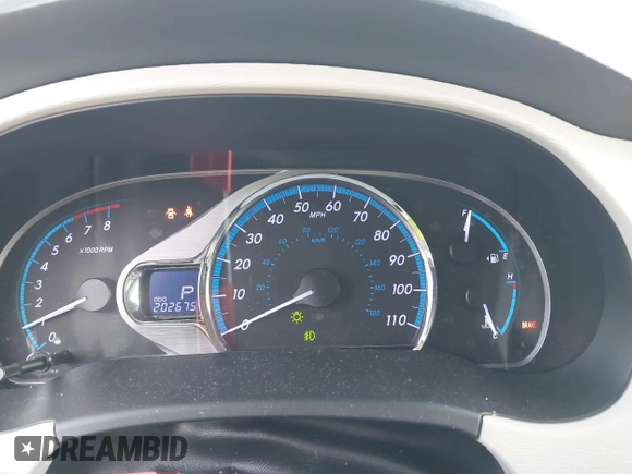 2013 Toyota Sienna XLE with VIN 5TDDK3DC6DS054942, listed as a IAAI auction lot 41172005 with 202,675 mi miles and . Bid and sale history available at DreamBid. Image 7.