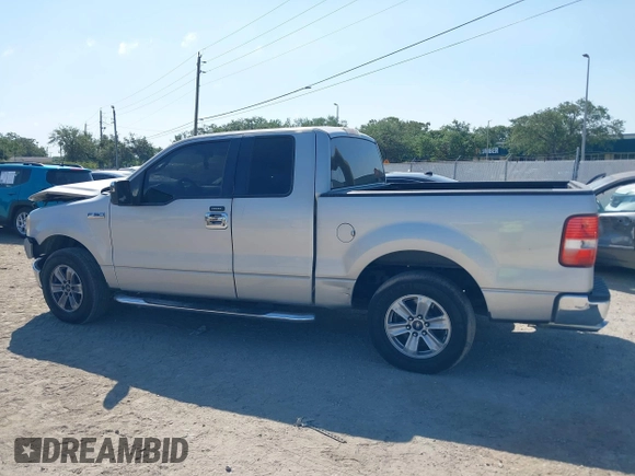 2006 Ford F-150 STX with VIN 1FTRX12W86KB24167, listed as a IAAI auction lot 42063304 with 1 mi miles. Bid and sale history available at carsss.com. Image 13.