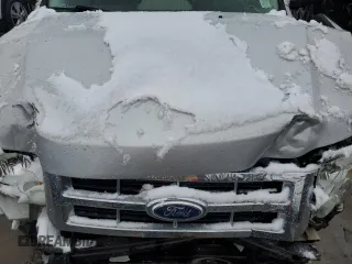 2010 Ford Escape XLS с VIN 1FMCU0C77AKD47899, выставлен на аукционе Copart как лот 45043535 с пробегом Не указан миль и Списание • Salvage title. История ставок и продаж доступна на DreamBid. Изображение 14.