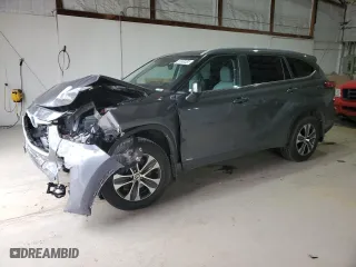 2023 Toyota Highlander Hybrid XLE with VIN 5TDKBRCH4PS574861, listed as a Copart auction lot 48936945 with 96,000 mi miles and Clean Title. Bid and sale history available at carsss.com. Image 1.