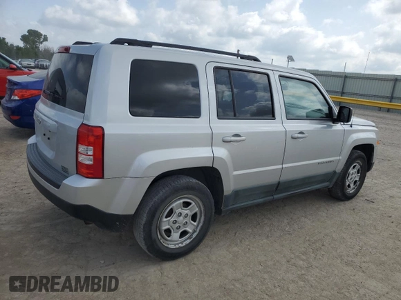 2011 Jeep Patriot Sport z VIN 1J4NT1GA8BD227976, wystawiony jako Copart lot #57175145 z przebiegiem 218 452 mil mil oraz Czysty tytuł • Clean title. Historia ofert i sprzedaży dostępna na DreamBid. Obrazek 3.