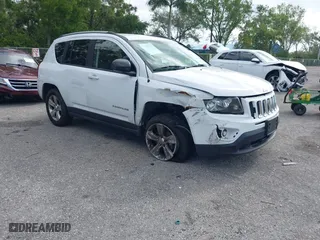 2016 Jeep Compass Sport with VIN 1C4NJCBA9GD675035, listed as a IAAI auction lot 41970912 with 130,415 mi miles. Bid and sale history available at carsss.com. Image 1.
