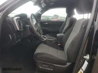 2023 Toyota Tacoma 4WD SR with VIN 3TMCZ5AN3PM539925, listed as a Copart auction lot 53379225 with 32,918 mi miles and Salvage Title. Bid and sale history available at carsss.com. Image 7.