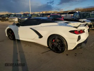 2023 Chevrolet Corvette 3LT z VIN 1G1YC3D46P5132310, wystawiony jako Copart lot #87001484 z przebiegiem 14 522 mil mil oraz Czysty tytuł • Clean title. Historia ofert i sprzedaży dostępna na DreamBid. Obrazek 2.