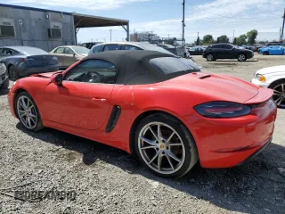 2019 Porsche 718 Boxster z VIN WP0CA2A84KS210831, wystawiony jako Copart lot #49316015 z przebiegiem 53 539 mil mil oraz Szkoda całkowita • Salvage title. Historia ofert i sprzedaży dostępna na DreamBid. Obrazek 2.