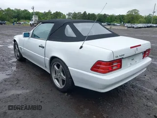 1991 Mercedes-Benz 500 z VIN WDBFA66E9MF020617, wystawiony jako IAAI lot #42355637 z przebiegiem 93 104 mil mil oraz . Historia ofert i sprzedaży dostępna na DreamBid. Obrazek 3.