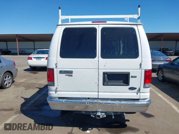 2014 Ford Econoline Passenger XL with VIN 1FBNE3BL7EDA37146, listed as a IAAI auction lot 41871526 with 139,387 mi miles. Bid and sale history available at carsss.com. Image 17.