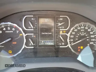 2018 Toyota Tundra 2WD SR5 with VIN 5TFEM5F19JX134019, listed as a Copart auction lot 68264444 with 123,438 mi miles and Salvage Title. Bid and sale history available at carsss.com. Image 9.