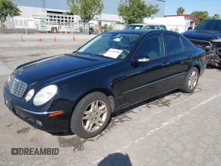 2006 Mercedes-Benz E 350 z VIN WDBUF56JX6A804739, wystawiony jako IAAI lot #42334250 z przebiegiem 145 310 mil mil oraz . Historia ofert i sprzedaży dostępna na DreamBid. Obrazek 17.