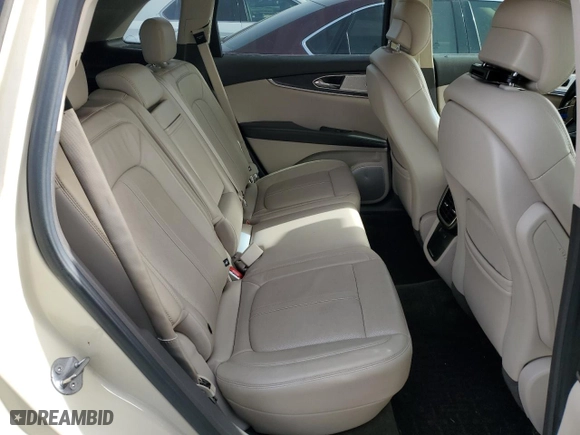 2016 Lincoln MKX Reserve with VIN 2LMPJ8LP7GBL72706, listed as a Copart auction lot 46694695 with 58,580 mi miles and Salvage Title. Bid and sale history available at carsss.com. Image 10.