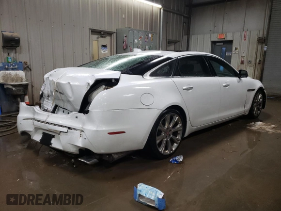 2017 Jaguar XJ with VIN SAJWJ2GD7H8W04672, listed as a Copart auction lot 81507804 with 45,781 mi miles and Salvage Title. Bid and sale history available at carsss.com. Image 3.