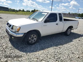 2000 Nissan Frontier XE with VIN 1N6DD26S6YC385923, listed as a Copart auction lot 66408725 with 259,648 mi miles and Clean title. Bid and sale history available at DreamBid. Image 1.