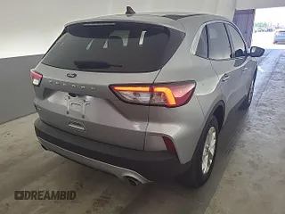 2022 Ford Escape SE z VIN 1FMCU0G67NUB33197, wystawiony jako IAAI lot #42846802 z przebiegiem 39 336 mil mil oraz . Historia ofert i sprzedaży dostępna na DreamBid. Obrazek 18.