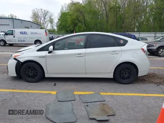 2012 Toyota Prius One z VIN JTDKN3DU7C1535804, wystawiony jako IAAI lot #42257951 z przebiegiem 202 822 mil mil oraz . Historia ofert i sprzedaży dostępna na DreamBid. Obrazek 14.