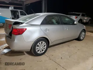 2011 Kia Forte LX with VIN KNAFT4A29B5417189, listed as a Copart auction lot 81310484 with 103,697 mi miles and Salvage Title. Bid and sale history available at carsss.com. Image 3.