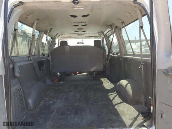 2014 Ford Econoline Wagon XL with VIN 1FBNE3BL9EDA36385, listed as a Copart auction lot 70272914 with 281,855 mi miles and Clean Title. Bid and sale history available at carsss.com. Image 13.