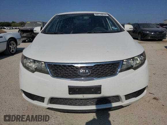 2013 Kia Forte EX with VIN KNAFU4A2XD5727870, listed as a Copart auction lot 68714814 with 119,984 mi miles and Salvage Title. Bid and sale history available at carsss.com. Image 5.