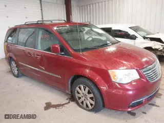 2014 Chrysler Town & Country Touring with VIN 2C4RC1BG4ER157705, listed as a IAAI auction lot 41823915 with 114,897 mi miles. Bid and sale history available at carsss.com. Image 1.