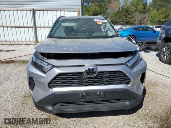 2024 Toyota RAV4 XLE with VIN 2T3P1RFV1RC432884, listed as a Copart auction lot 50551525 with 0 mi miles and Non Repairable. Bid and sale history available at carsss.com. Image 5.