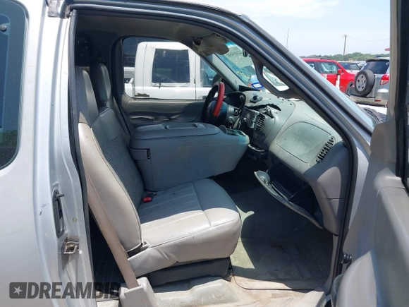 1997 Ford F-150 with VIN 1FTDX1762VKD10644, listed as a IAAI auction lot 42405458 with 215,835 mi miles and . Bid and sale history available at DreamBid. Image 5.