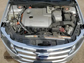 2011 Ford Fusion Hybrid with VIN 3FADP0L32BR129675, listed as a Copart auction lot 60911265 with 200,193 mi miles and Salvage title. Bid and sale history available at DreamBid. Image 11.