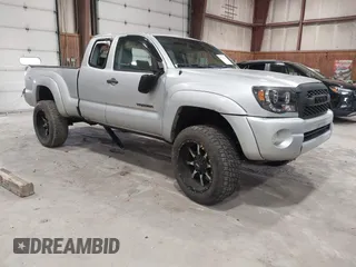 2009 Toyota Tacoma with VIN 5TEUU42N39Z608517, listed as a IAAI auction lot 42023414 with 162,133 mi miles. Bid and sale history available at carsss.com. Image 1.