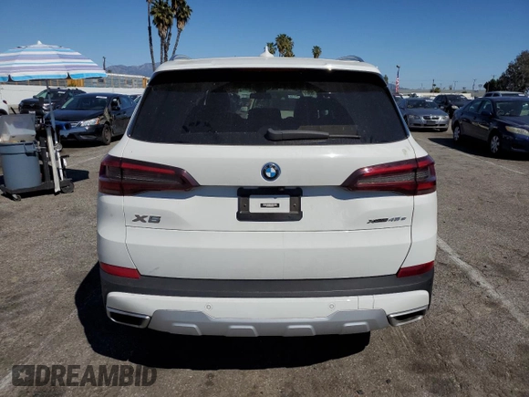 2023 BMW X5 xDrive45e z VIN 5UXTA6C02P9P99227, wystawiony jako Copart lot #50364625 z przebiegiem Nie podano mil oraz Szkoda całkowita • Salvage title. Historia ofert i sprzedaży dostępna na DreamBid. Obrazek 6.