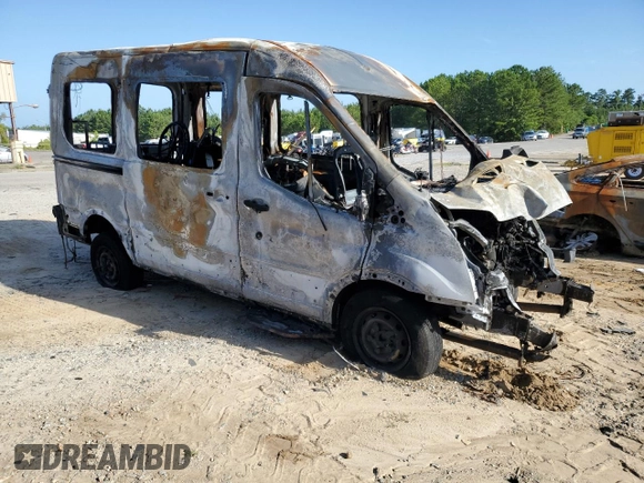2015 Ford Transit with VIN 1FTNE1CM9FKB05709, listed as a Copart auction lot 59449354 with Not Provided miles and Salvage Title. Bid and sale history available at DreamBid. Image 4.