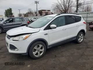 2016 Ford Escape SE with VIN 1FMCU9G91GUC68547, listed as a Copart auction lot 52770635 with 100,111 mi miles and Salvage Title. Bid and sale history available at DreamBid. Image 1.