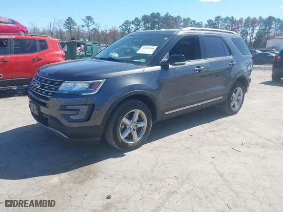 2017 Ford Explorer XLT with VIN 1FM5K8DH8HGE34115, listed as a IAAI auction lot 41890708 with 56,511 mi miles. Bid and sale history available at carsss.com. Image 2.