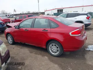 2009 Ford Focus SE z VIN 1FAHP35N69W197700, wystawiony jako IAAI lot #41834668 z przebiegiem 176 623 mil mil oraz . Historia ofert i sprzedaży dostępna na DreamBid. Obrazek 15.
