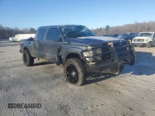 2015 Ford Super Duty F-250 SRW Lariat with VIN 1FT7W2BT3FEA37765, listed as a Copart auction lot 89349985 with 272,697 mi miles and Salvage Title. Bid and sale history available at carsss.com. Image 4.