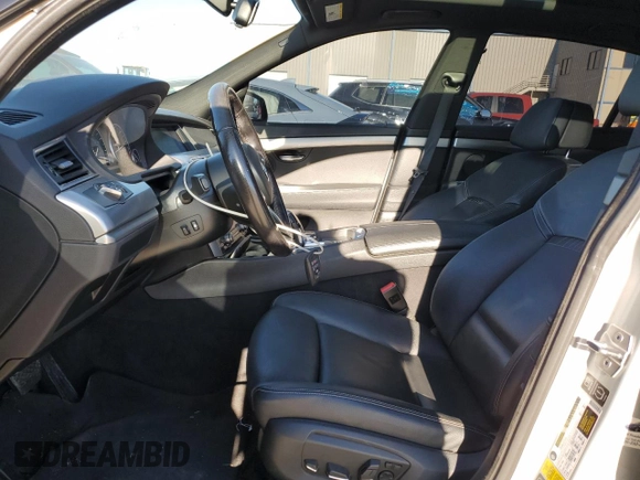 2014 BMW 5 Series 535i Gran Turismo xDrive z VIN WBA5M4C55ED183577, wystawiony jako Copart lot #43619485 z przebiegiem 117 236 mil mil oraz Szkoda całkowita • Salvage title. Historia ofert i sprzedaży dostępna na DreamBid. Obrazek 7.