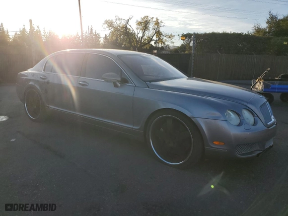 2006 Bentley Continental Flying Spur with VIN SCBBR53W06C035238, listed as a Copart auction lot 80284644 with 62,263 mi miles and Salvage Title. Bid and sale history available at carsss.com. Image 4.