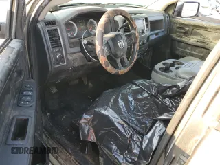 2013 Ram 2500 Tradesman z VIN 3C6UR5CL9DG541034, wystawiony jako Copart lot #42972295 z przebiegiem 195 405 mil mil oraz Szkoda całkowita • Salvage title. Historia ofert i sprzedaży dostępna na DreamBid. Obrazek 8.