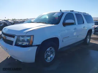 2014 Chevrolet Suburban LT with VIN 1GNSKJE75ER212434, listed as a IAAI auction lot 41681972 with 381,890 mi miles. Bid and sale history available at carsss.com. Image 17.