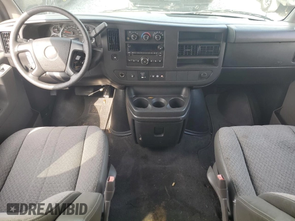 2013 Chevrolet Express Passenger LT z VIN 1GAZG1FG6D1158008, wystawiony jako Copart lot #54505715 z przebiegiem Nie podano mil oraz Szkoda całkowita • Salvage title. Historia ofert i sprzedaży dostępna na DreamBid. Obrazek 8.
