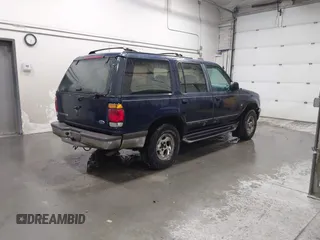 1997 Ford Explorer XLT with VIN 1FMDU35P6VUA33724, listed as a IAAI auction lot 41843164 with 226,234 mi miles and . Bid and sale history available at DreamBid. Image 4.