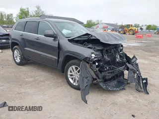 2017 Jeep Grand Cherokee Altitude z VIN 1C4RJFAGXHC784510, wystawiony jako IAAI lot #42214147 z przebiegiem 76 086 mil mil oraz . Historia ofert i sprzedaży dostępna na DreamBid. Obrazek 1.