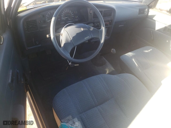 1990 Toyota 2WD Pickups DX with VIN JT4RN93P3L5023995, listed as a Copart auction lot 44965825 with 179,590 mi miles and Salvage Title. Bid and sale history available at carsss.com. Image 8.