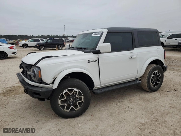 2022 Ford Bronco with VIN 1FMDE5AHXNLB15534, listed as a Copart auction lot 44449825 with 45,726 mi miles and Salvage Title. Bid and sale history available at carsss.com. Image 1.