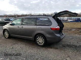 2017 Toyota Sienna XLE z VIN 5TDDZ3DC7HS163170, wystawiony jako Copart lot #86436534 z przebiegiem 84 446 mil mil oraz Szkoda całkowita • Salvage title. Historia ofert i sprzedaży dostępna na DreamBid. Obrazek 2.