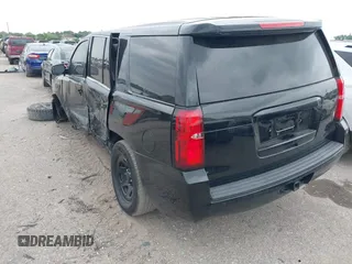 2018 Chevrolet Tahoe Commercial z VIN 1GNLCDEC6JR204921, wystawiony jako IAAI lot #42039630 z przebiegiem 96 008 mil mil oraz . Historia ofert i sprzedaży dostępna na DreamBid. Obrazek 3.