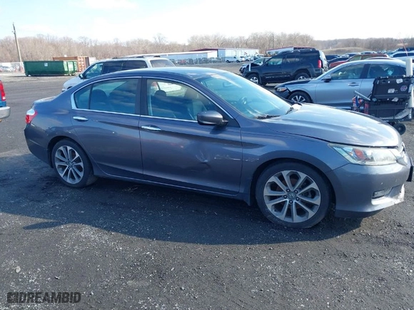 2014 Honda Accord Sedan Sport with VIN 1HGCR2F53EA171720, listed as a IAAI auction lot 41540727 with 112,070 mi miles. Bid and sale history available at carsss.com. Image 13.