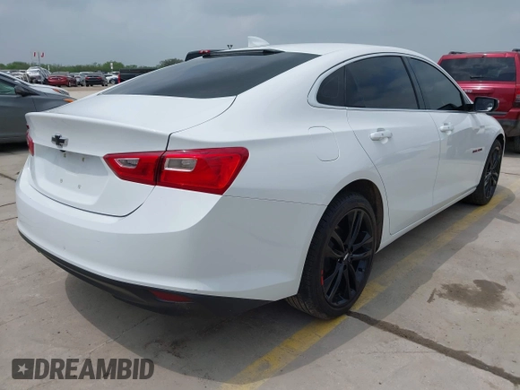 2018 Chevrolet Malibu LT with VIN 1G1ZD5ST2JF247673, listed as a IAAI auction lot 41911592 with 92,191 mi miles and . Bid and sale history available at carsss.com. Image 4.
