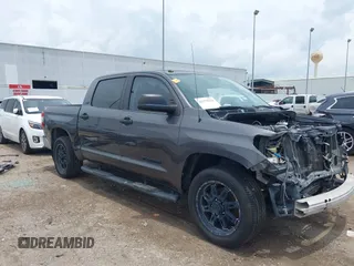 2017 Toyota Tundra SR5 with VIN 5TFEM5F12HX113541, listed as a IAAI auction lot 42375270 with 90,346 mi miles and . Bid and sale history available at DreamBid. Image 1.
